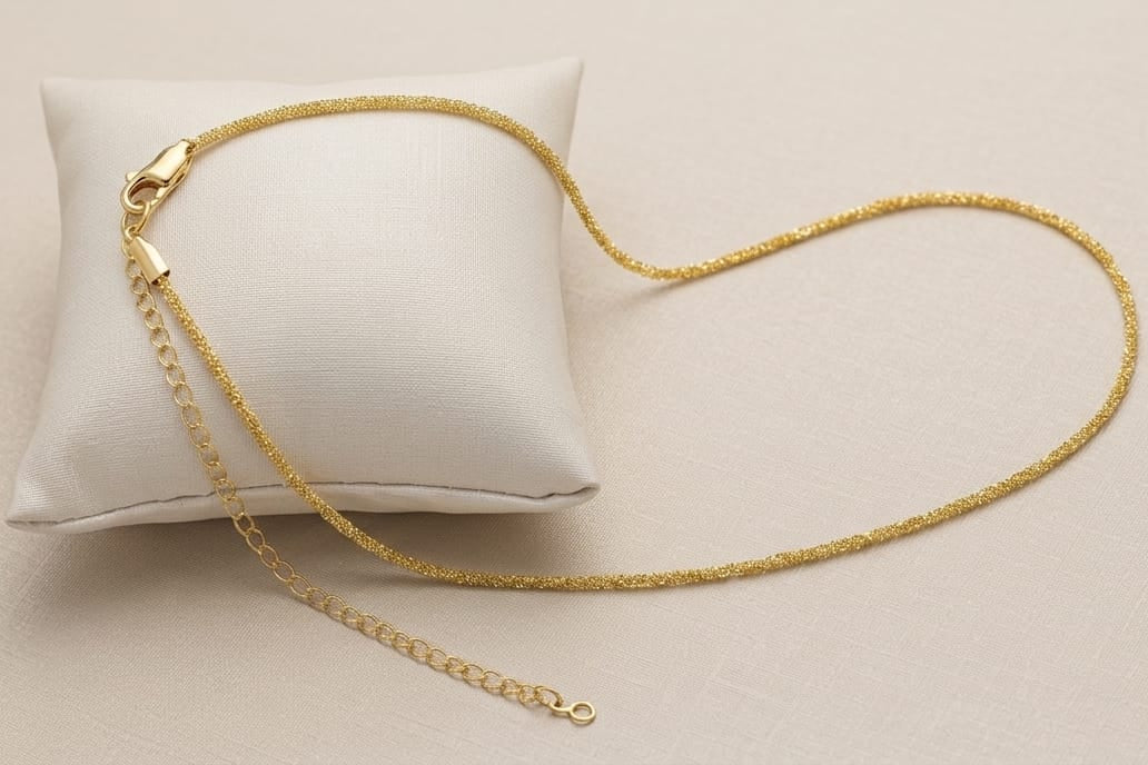 Choker e Pulseira Dourada
