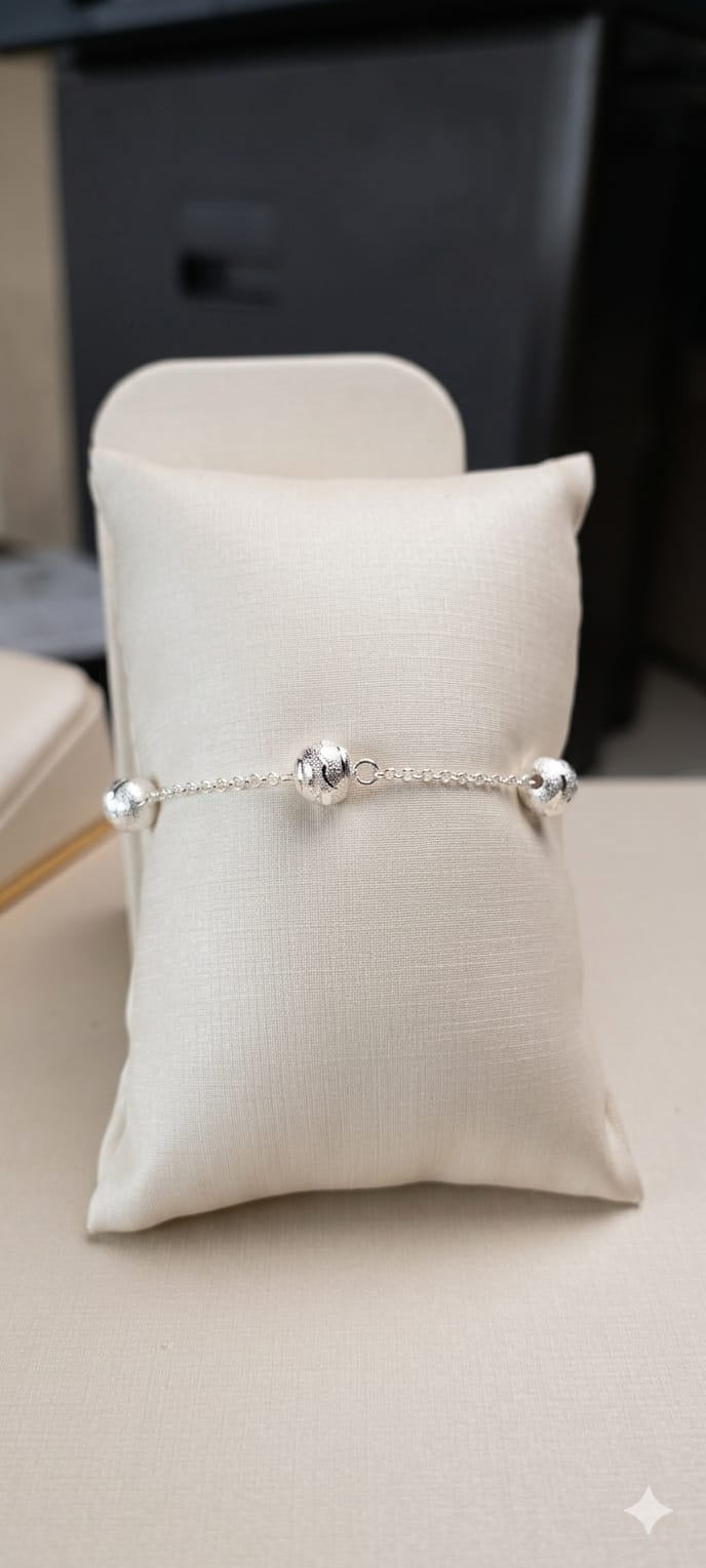 Pulseira com Esferas