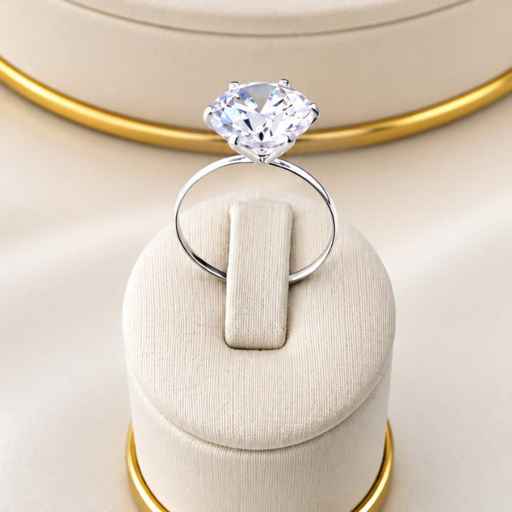 Anel com Pedra Cristal